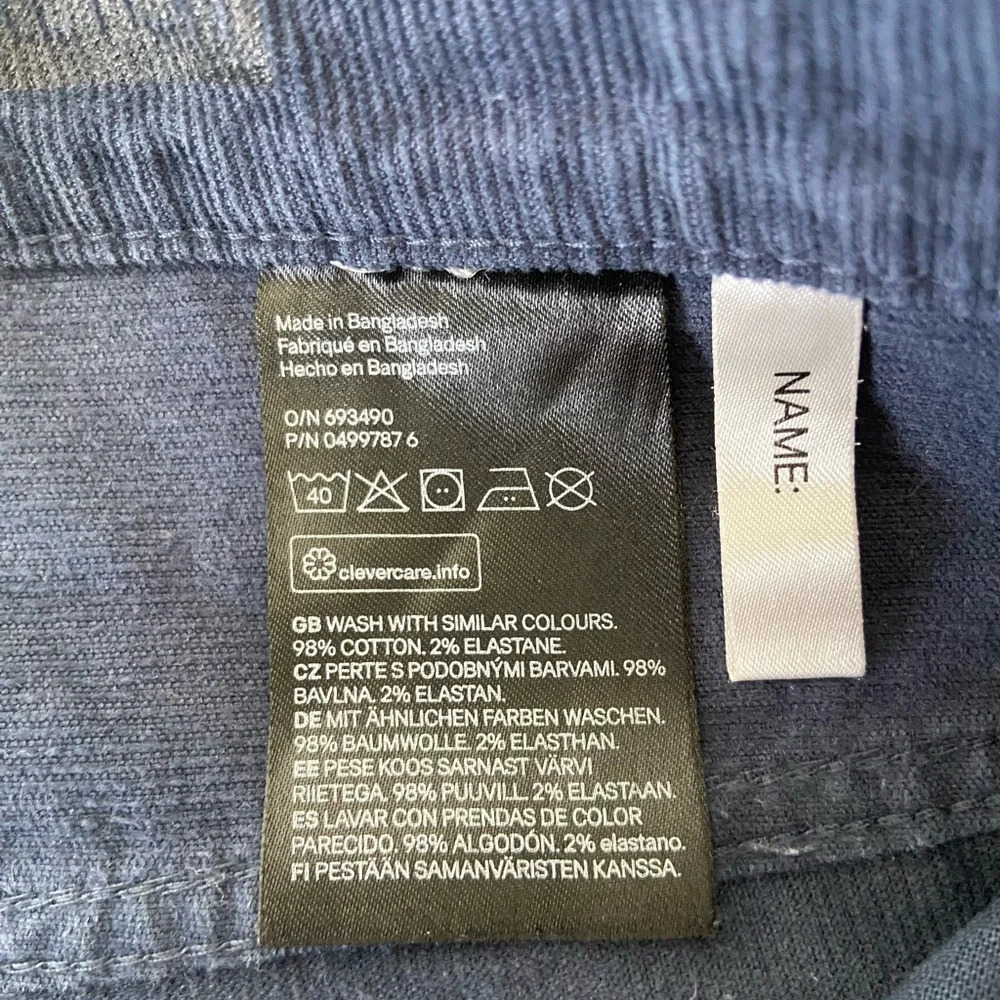 H&M girl’s navy corduroy pants — size 12/13 youth - Picture 8 of 8